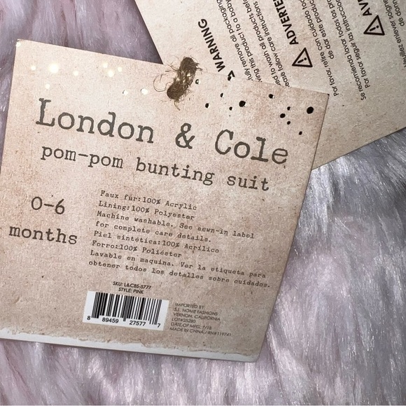 Nwt luxurious, London & Cole faux fur, Pom-Pom bunting suit - Picture 5 of 6